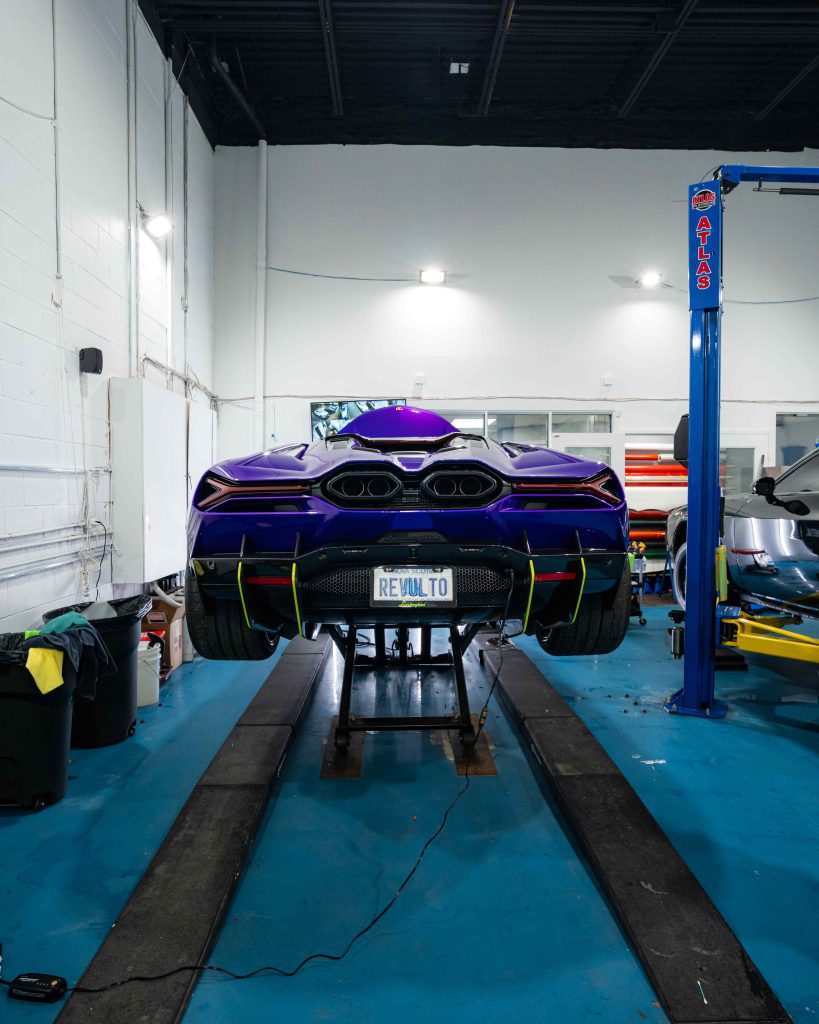 Lamborghini Revuelto